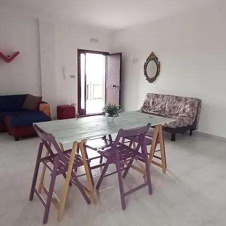 Apartment Spazioso Appartamento, Luminoso E Accogliente